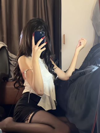 微博娇七ss微密圈作品合集,多风格高质量内容吸引关注