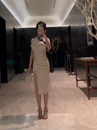 黎允熙baby微密圈会员付费图集资源,时尚穿搭美妆技巧一应俱全