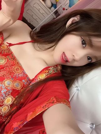 抖音七七仙女微密圈照片资源,红色风格喜庆幸福