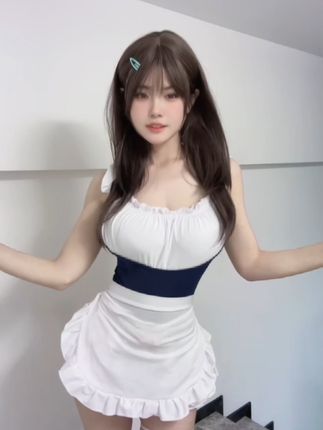 给乔买裙子微密圈作品资源的苗族服饰,展现自然之美的精致细节