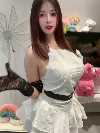 抖音脑婆睡醒啦微密圈资源照片赏析,魅力与夏日度假风穿搭