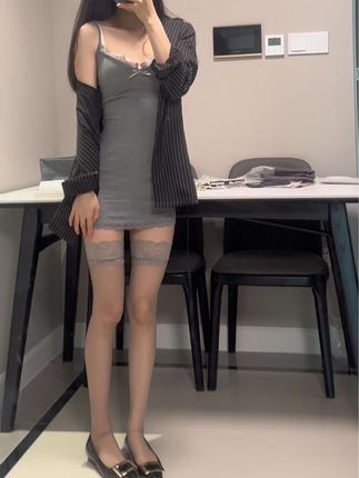 抖音李妙子微密圈嘉宾付费资源,雨后清晨的清新女神