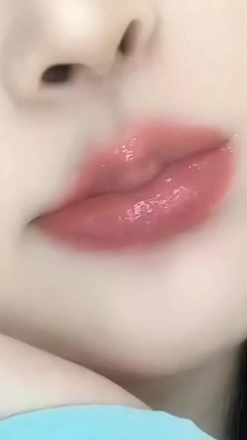 佐佐酱微密合集打包下载,尽享她的精彩作品不容错过!