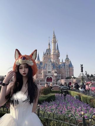 抖音网红不要说我很漂亮(云朵儿的圈子)微密圈作品,完美曲线和清新颜值让人心动