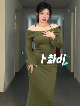 抖音魔法师臭屁楠吖微密圈资源出镜,独特变装技巧引领时尚潮流