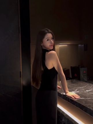 糯米子mini微密圈作品资源展示,性感优雅模特的唯美艺术风格