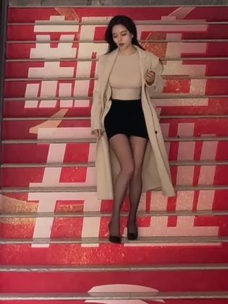 抖音短视频大飞起来了微密圈作品系列,创作者文案的巧妙运用吸引观众