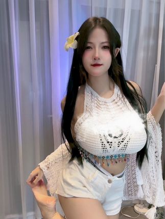 脑婆睡醒啦微博日常更新，了解她的每一天