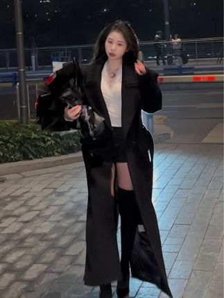 侑子小姐抖音江南烈女微密圈作品一览,独特成熟风格吸粉无数