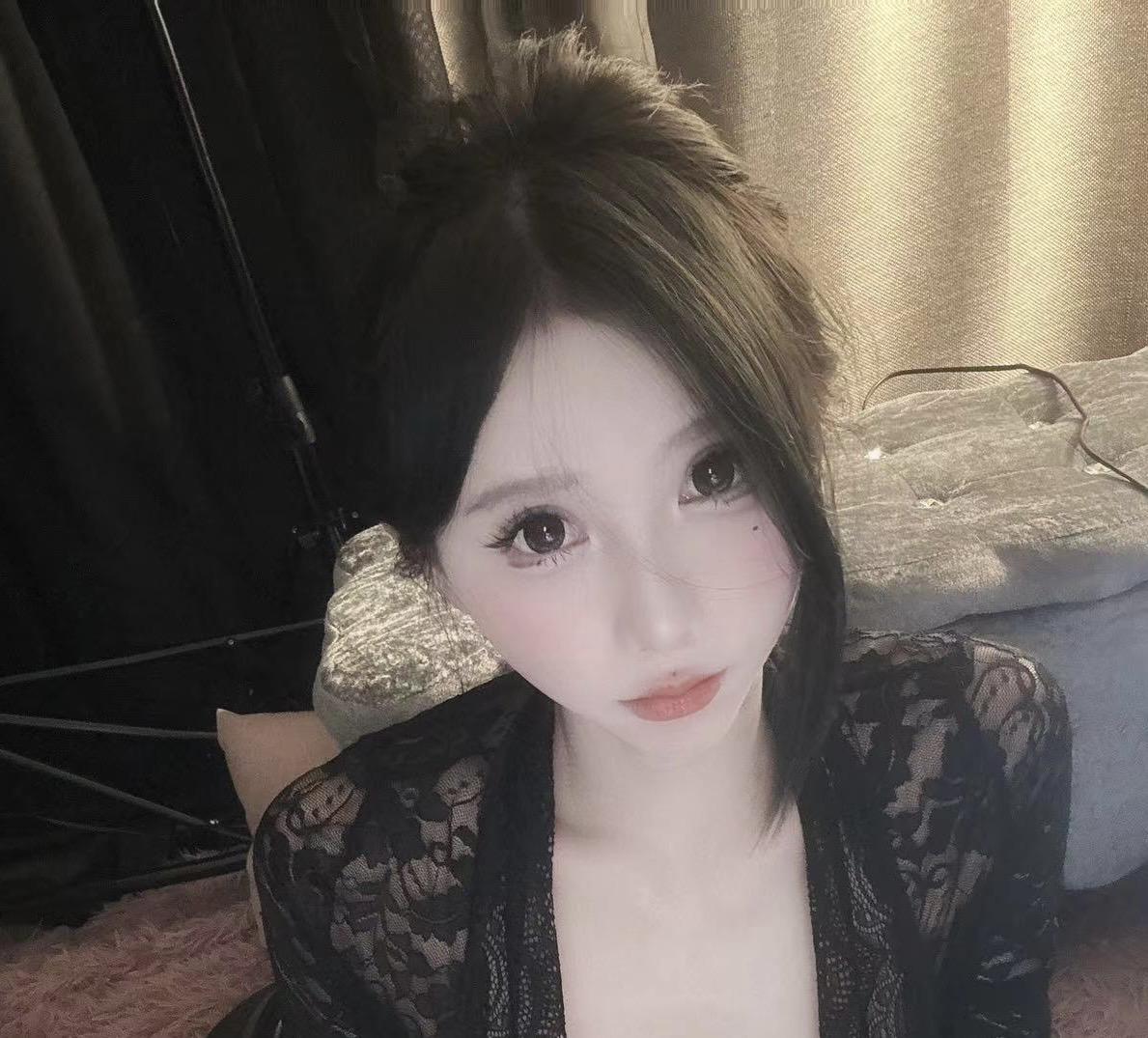 亿1香香微密圈定制作品资源火爆引发关注,挑战艺术与审美的新高度