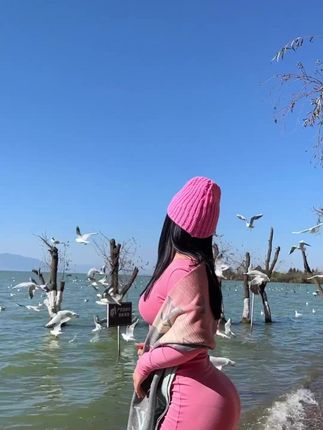 禅雨儿的最新活动及作品,了解她最新的活动及作品