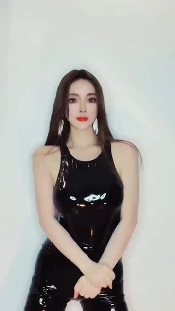 机智可爱肤白貌美的大兔兔的成名经历,探寻她的崛起之路