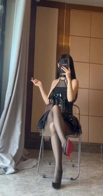 奶白鹿神为什么不再更新,解读她停更的原因