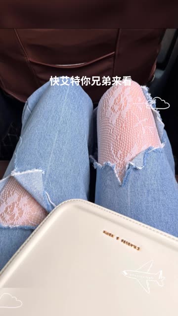 脸红Dearie个人资料大公开,了解她的生平经历