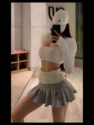 抖音百万粉丝文茜维密照流出,网红美照引发热议