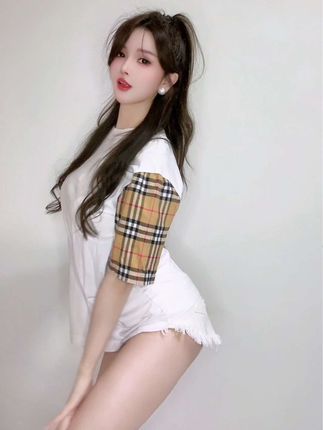 希希Gina的抖音头像是怎样的?观察希希Gina在抖音上的形象