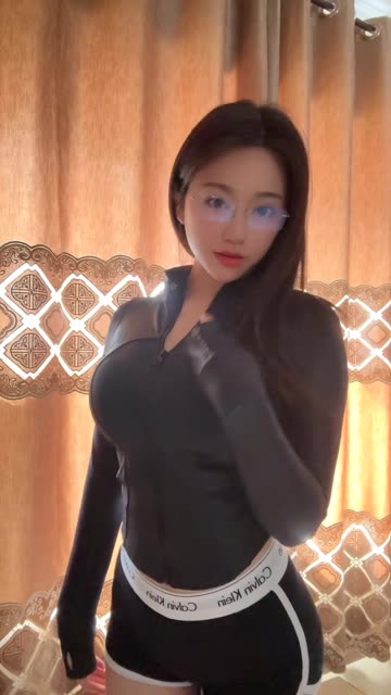奶宝妹纸(雪怡妹纸)的个人资料大揭秘