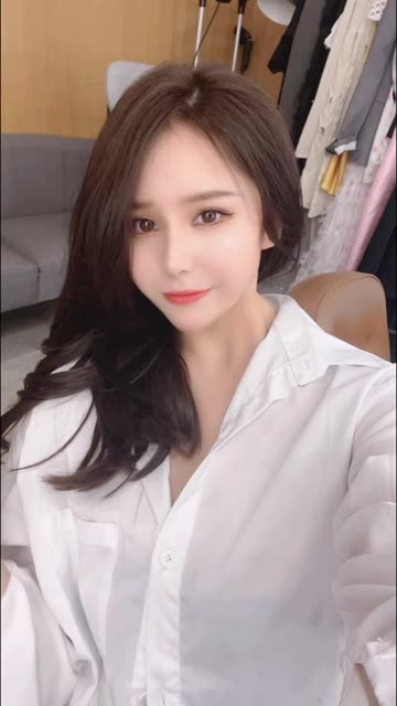 奔跑的晶骡儿维密圈写真套图,梦幻风情醉人心脾