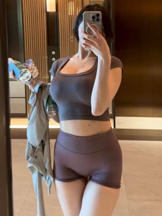 小玉吃果冻个人资料及图片介绍，精选图集下载