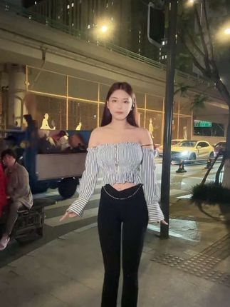 奶雯圈子图片集,秋日谷韵与古村美食的完美邂逅