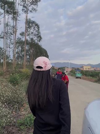 奶雯#奶雯圈子#抖音诱惑,纯身材展现性感魅力