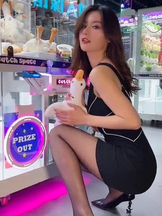 就是阿朱啊的职场穿搭,分享她的职场穿搭技巧