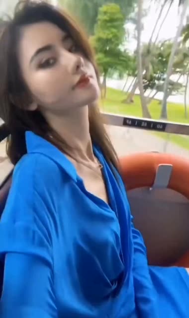 模特就是阿朱啊,紫色纱裙主题性感薄纱长裙