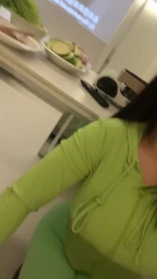 禅雨儿的美丽身影,欣赏她美丽的身影