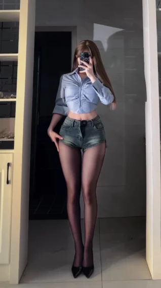 姐姐Lalion视频回顾,重温她所有的精彩视频