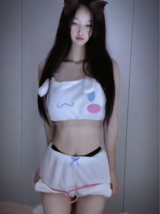 抖音网红9宝颜值美图,觅圈资源吸引众粉丝关注魅力瞬间