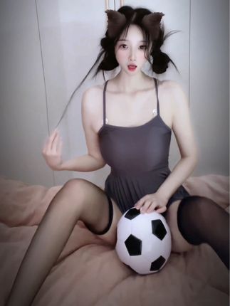 抖音网红9宝颜值美图,觅圈资源吸引众粉丝关注魅力瞬间