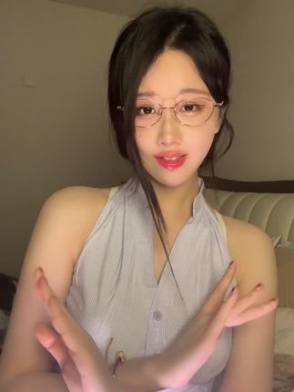 轩子巨二兔微博剧照曝光,穿着亮点引发热议