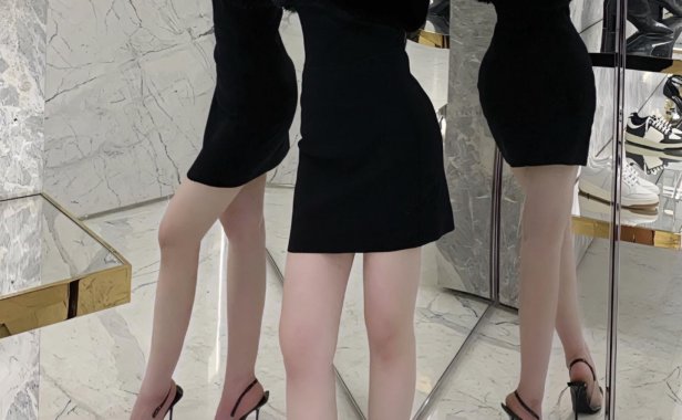 不爱笑的赛琳微博红人,她的独家写真与黑丝造型