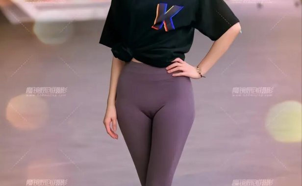 猪饲料ya微密圈极致诱惑写真作品,火辣撩人魅力四射精美图集动感视频