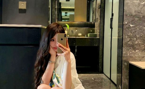 抖音反差妹纸hh0neyy微密圈更新资源(最新7期hh0neyy资源)