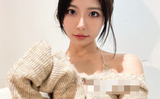 抖音颜值博主妮是老虎(陈妮妮UNI)微密圈付费神秘美丽,倾倒无数粉丝心