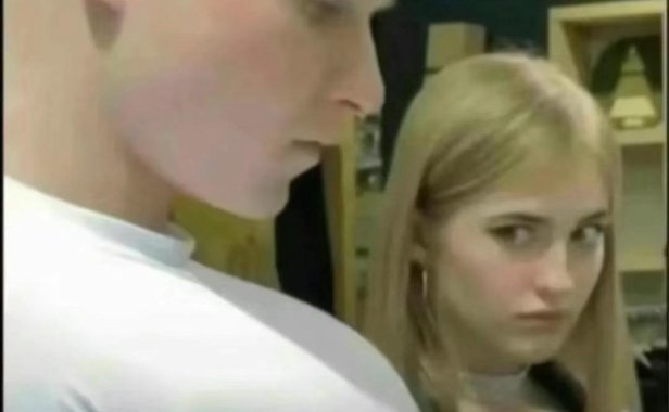 抖音佐佐酱直播5白丝足底翻白眼，从日常到搞笑的完美切换